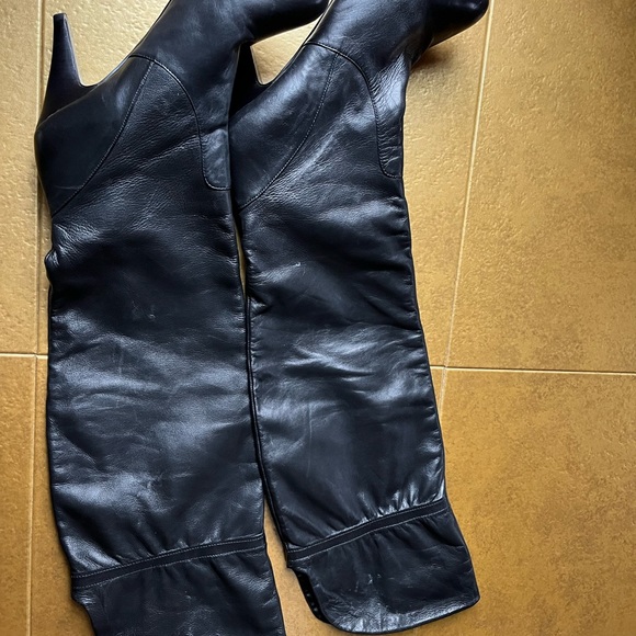 Marc fisher boots like new sz 91/2  black knee high leather can roll down - Picture 4 of 7